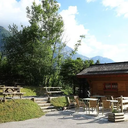 Camping Les Marmottes 캠프장 3*